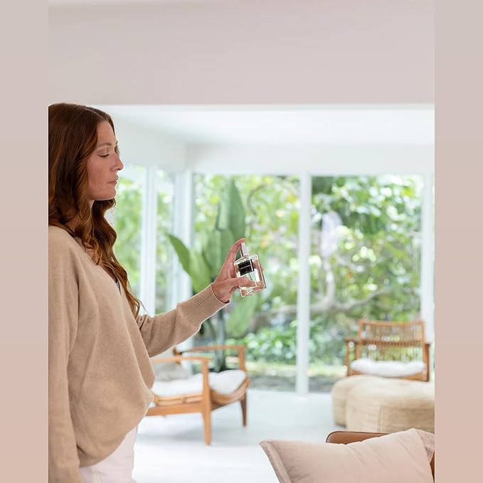 Hotel Collection - Dream On - Essential Oil Room Spray - Luxury Hotel Inspired Aromatherapy - Bright White Tea, Sweet Vanilla, & Earthy Cedar - Hypoallergenic - Air Freshener Spray - 100mL/3.5 FL Oz