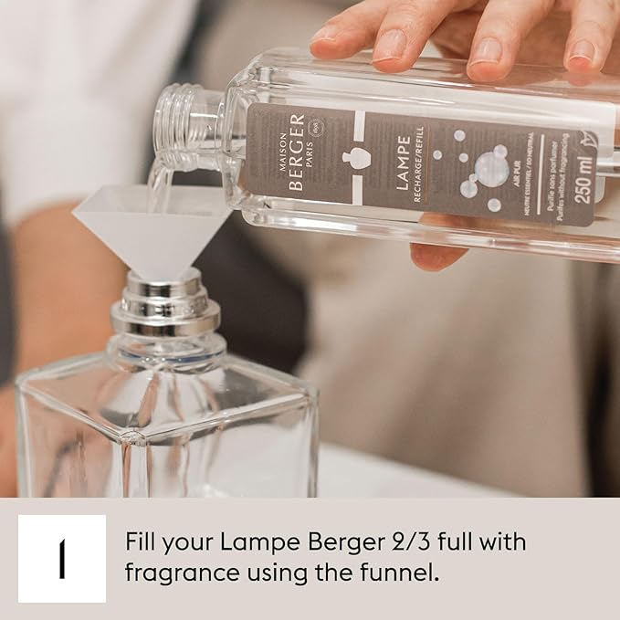 Maison Berger - Land of Spices - Lampe Berger Fragrance Refill Oil for Home Diffusers - Luxury Air Freshener with Saffron, Cinnamon & Incense Notes - 16.9 Fl Oz (500ml)