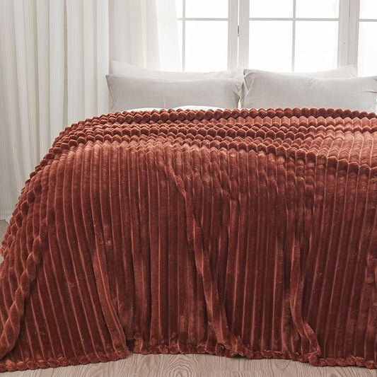 NEWCOSPLAY Super Soft King Blanket Coffee Premium Silky Flannel Fleece 3D Ribbed Jacquard Lightweight Bed Blanket All Season Use (Coffee Ribbed, King(90"x110"))