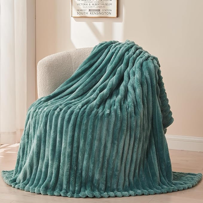 NEWCOSPLAY Super Soft Queen Blanket Light Teal Premium Silky Flannel Fleece 3D Ribbed Jacquard Lightweight Bed Blanket All Season Use (Light Teal Ribbed, Queen(90"x90"))