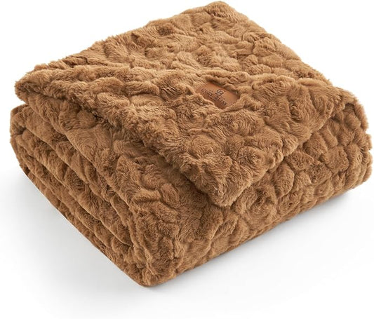 Cozy Bliss Faux Fur Throw Blanket for Couch, Fuzzy Soft Plush Thick Warm Fluffy Reversible Wave Textured Blanket for Sofa Bedroom Living Room, 55 * 70 Inches Brown