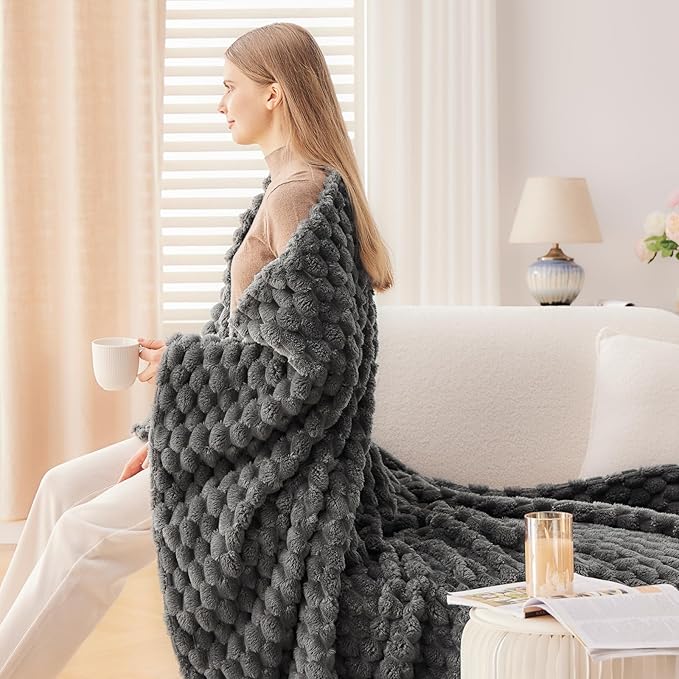 NEWCOSPLAY Super Soft Queen Blanket Grey Premium Silky Flannel Fleece 3D Clouds Stylish Jacquard Lightweight Bed Blanket All Season Use 350GSM (Grey, Queen(90"x90"))